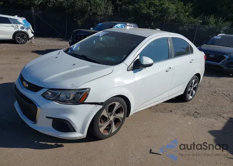 2017 Chevrolet Sonic Premier Auto из США, поврежденный, VIN 1G1JF5SB8H4100973